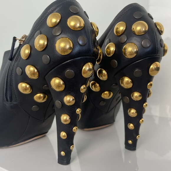 Gucci Leather Ankle Boots with gold metal design - Picture 6 of 11